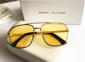 Read more about the article Marc Jacobs 999/-