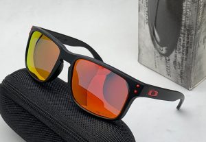 Read more about the article Oakley Hoolbrook 1199/-