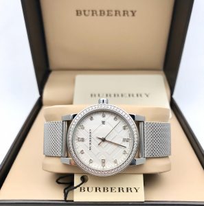 Read more about the article Brand Burberry 2099/-