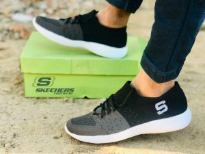 Read more about the article Skechers 999/-