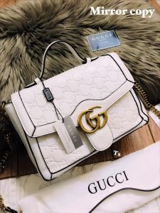 Read more about the article GUCCI HANDBAG 2099/-