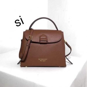 Read more about the article BURBERRY HANDBAG CUM SLING BAG 1899/-