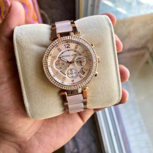 Read more about the article Michael Kors MK 6110 2199/-