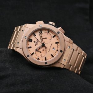 Read more about the article Hublot Big Bang 7AA 2699/-