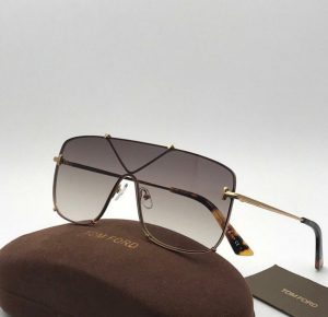 Read more about the article Tomford Sunglasses 999/-