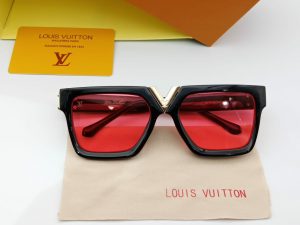 Read more about the article LV Unisex Sunglasses 1099/-