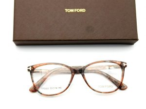 Read more about the article Unboxing Of Tom Ford Frames By Customer
