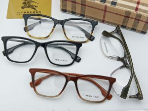 Read more about the article Burberry Unisex Frames 1599/-