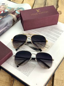 Read more about the article LV Unisex Sunglasses 799/-