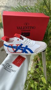 Read more about the article Onitsuka Tiger Valenteno 3499/-