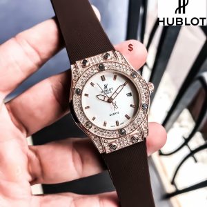 Read more about the article Hublot Diamond For Her 1199/-
