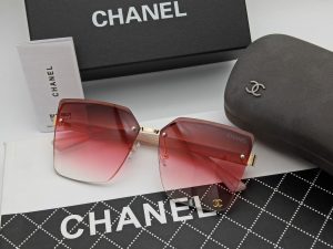 Read more about the article Chanel Female Sunglasses 1199/-