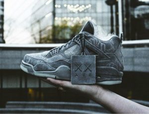 Read more about the article Jordan Kaws 2799/-