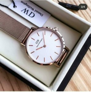 Read more about the article Unboxing Of Dw For Her With Og Box By Customer