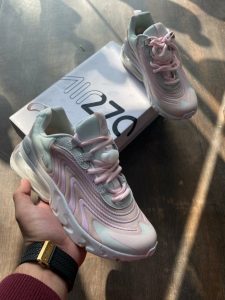 Read more about the article Nike React 270 Eng Pink For Her 2699/-