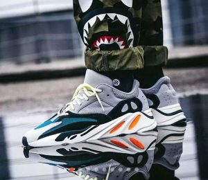 Read more about the article ADIDAS YEEZY 700 INERTIA 2499/-