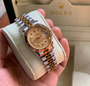 Read more about the article Rolex Datejust Automatic For Her 2399/-