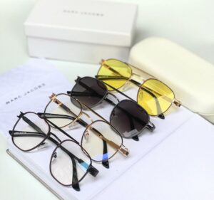 Read more about the article Marc Jacobs Unisex Shades 799/-