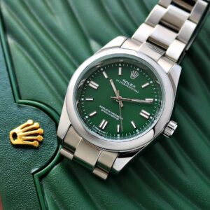 Read more about the article Rolex Oyster Perpetual 2021 Auto 2299/-
