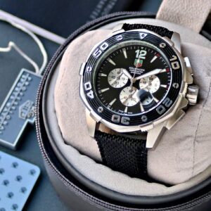 Read more about the article Tag Heuer Aquaracer 7AA Japan 3199/-