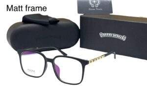 Read more about the article CHROME HEARTS UNISEX FRAME 799/-