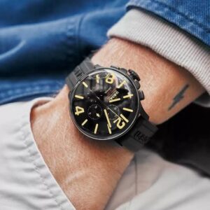 Read more about the article U-Boat Capsoil Chrono 11499/-