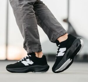 Read more about the article New Balance WRPD Runner 3499/-