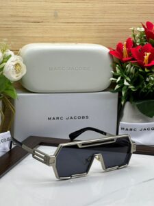 Read more about the article Marc Jaobs Sunglasses Happy Customer