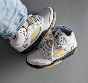 Read more about the article Nike Air Jordan Retro 5 3499