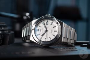 Read more about the article IWC SCHAFFHAUSEN SWISS ETA AUTOMATIC