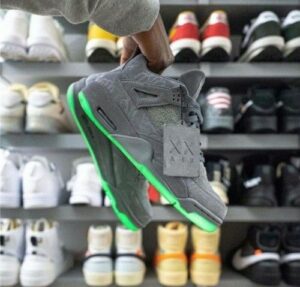 Read more about the article AIR JORDAN RETRO 4 4199/-